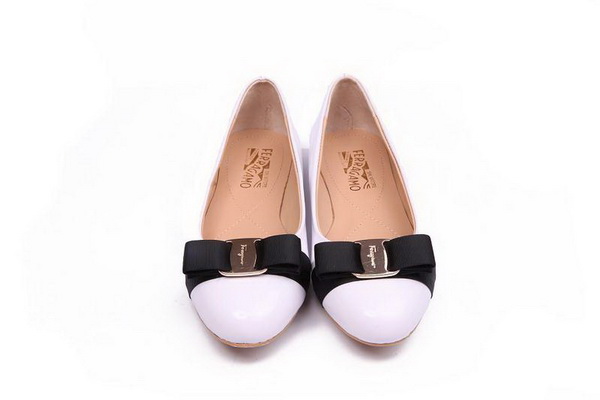Ferragamo Shallow mouth flat shoes Women--007